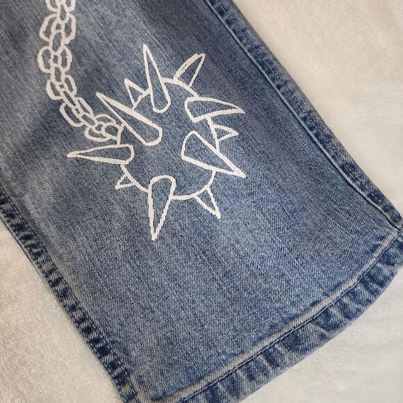 Salem7 Distressed Red Button Closure 32 Waist Denim Jeans With Graphic - Picture 7 of 14